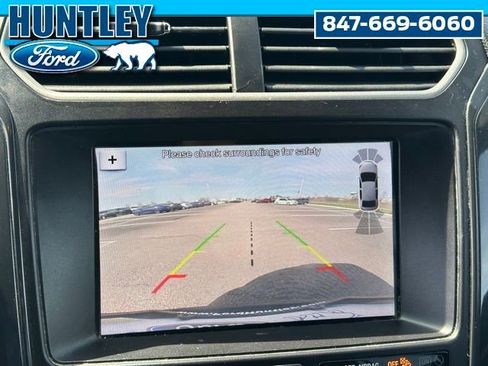 Used 2019 Ford Explorer XLT w/ Equipment Group 202A AWD/4WD image 26