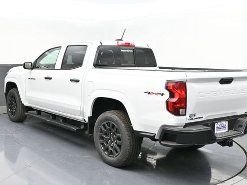 New 2026 Chevrolet Colorado W/T w/ WT Custom Package AWD/4WD image 5
