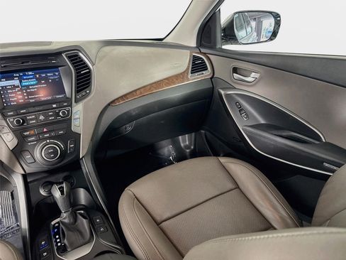 Used 2018 Hyundai Santa Fe Sport FWD image 26