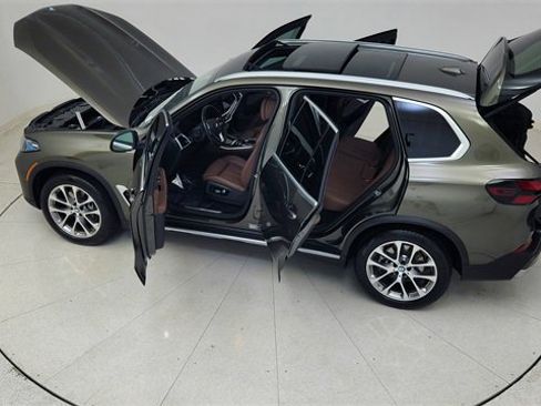 Used 2026 BMW X5 sDrive40i image 85