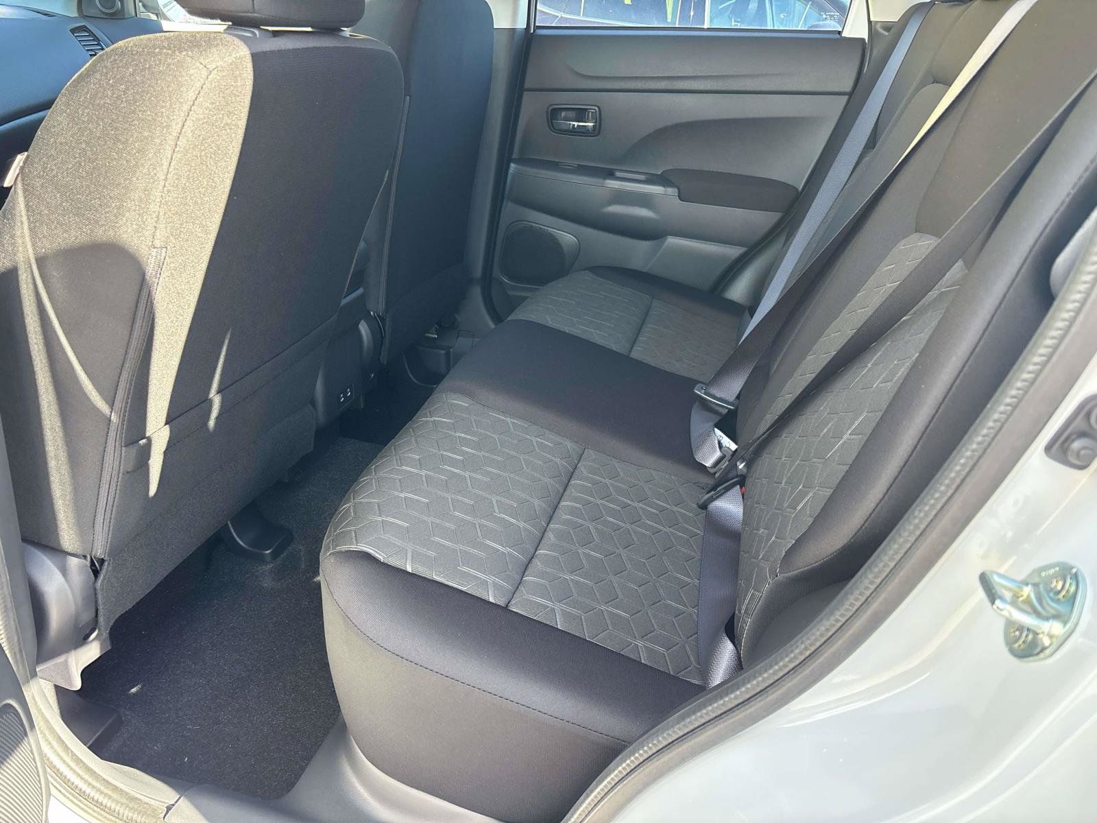 New 2026 Mitsubishi Outlander Sport LE AWD/4WD image 6