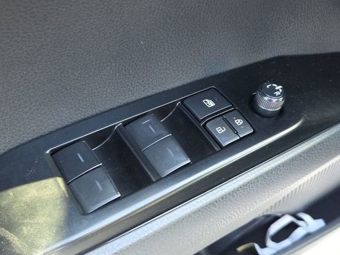 Used 2025 Toyota Camry LE image 19