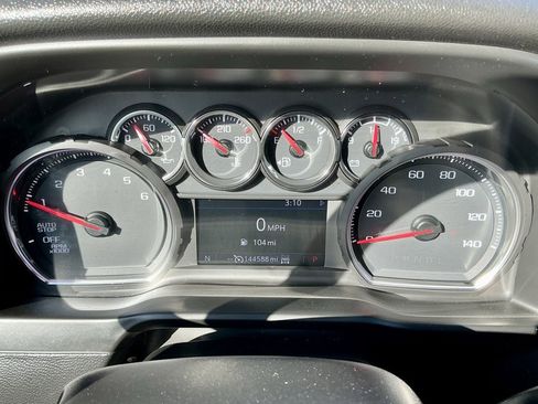 Used 2020 Chevrolet Silverado 1500 LT w/ All-Star Edition image 38