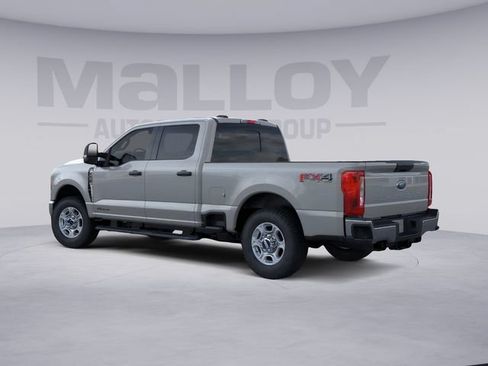 New 2026 Ford F250 XLT w/ FX4 Off-Road Package AWD/4WD image 5