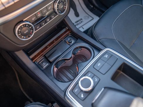 Used 2015 Mercedes-Benz GL 320 BlueTEC 4MATIC image 20