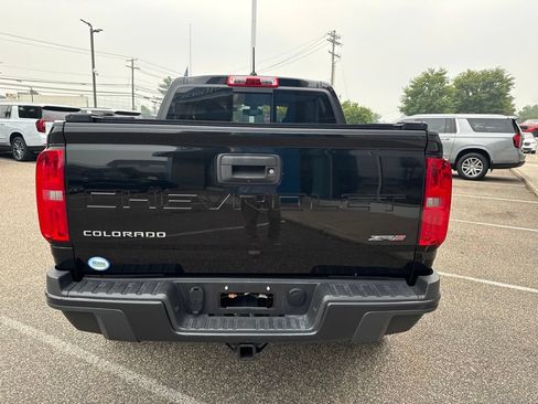 Used 2022 Chevrolet Colorado ZR2 AWD/4WD image 4
