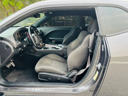 Used 2019 Dodge Challenger R/T w/ Blacktop Package RWD image 10