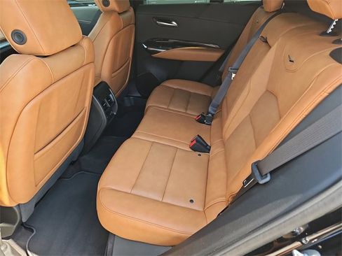 Used 2025 Cadillac XT4 Sport image 21