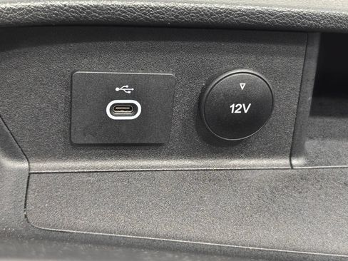 Used 2024 Ford Transit 350 XLT RWD image 49