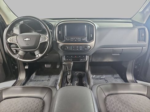 Used 2018 Chevrolet Colorado Z71 w/ Centennial Edition AWD/4WD image 11