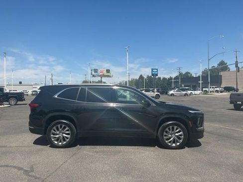 Used 2025 Buick Enclave Preferred AWD/4WD image 2