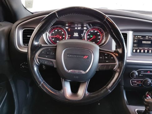 Used 2019 Dodge Charger SXT w/ Leather Interior Group RWD image 21