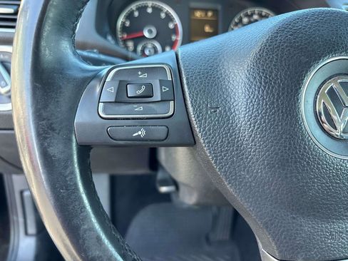 Used 2014 Volkswagen Passat Wolfsburg Edition image 17