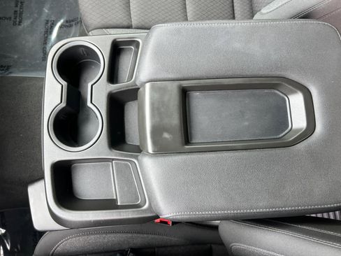 Certified 2024 Chevrolet Silverado 1500 LT image 24