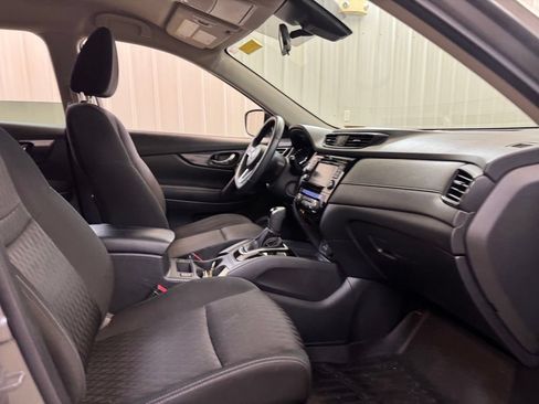 Used 2020 Nissan Rogue SV AWD/4WD image 28
