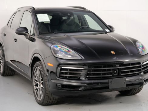 Used 2023 Porsche Cayenne S Platinum image 55