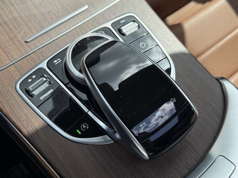 Used 2019 Mercedes-Benz C 300 Coupe image 22