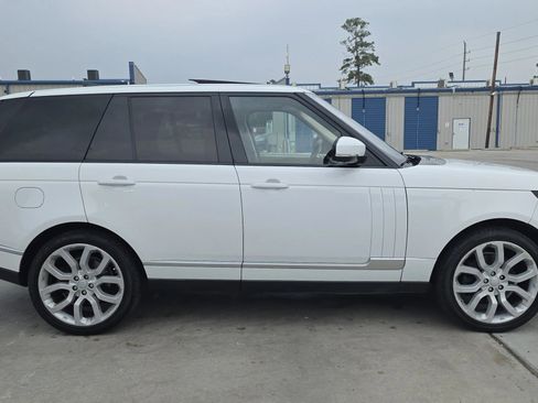 Used 2017 Land Rover Range Rover HSE AWD/4WD image 9