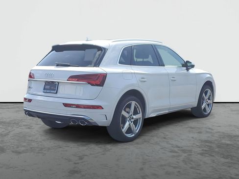 Used 2021 Audi SQ5 Premium w/ Convenience Package AWD/4WD image 4