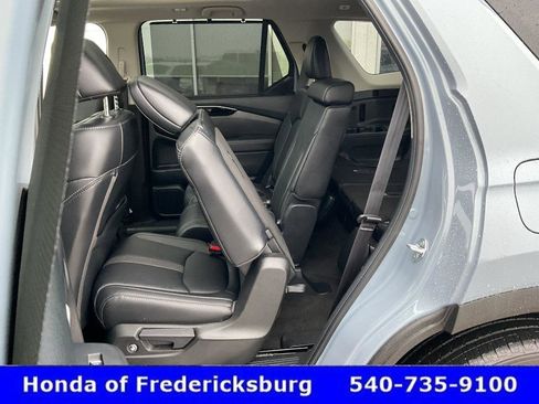 Certified 2024 Honda Pilot Touring image 28