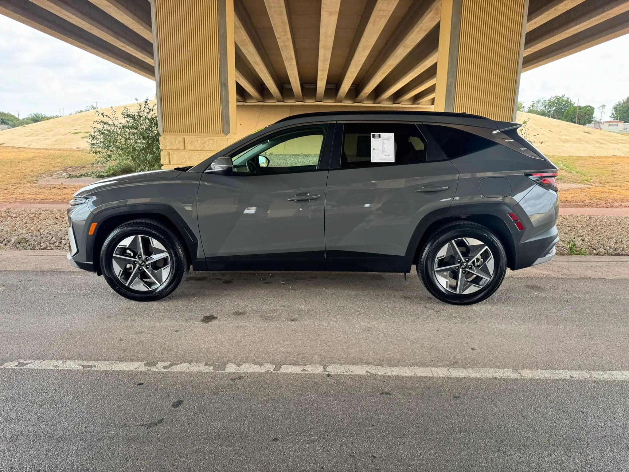 Used 2025 Hyundai Tucson SEL FWD image 6