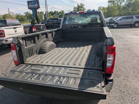 Used 2021 Ford F250 XL w/ STX Appearance Package AWD/4WD image 12
