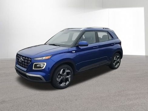 Used 2022 Hyundai Venue Limited image 4