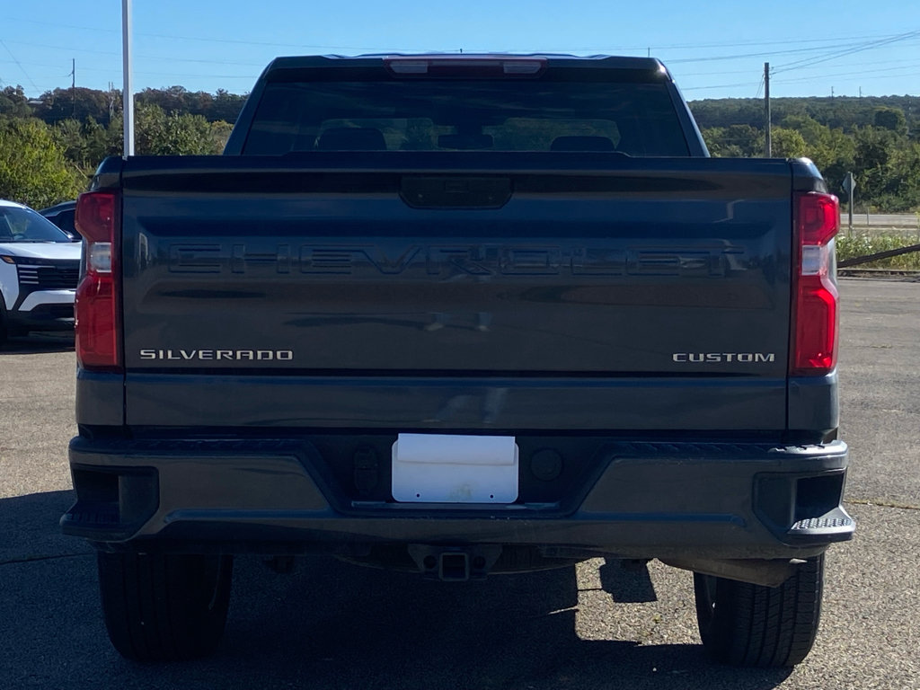 Used 2021 Chevrolet Silverado 1500 Custom w/ Safety Confidence Package AWD/4WD image 4