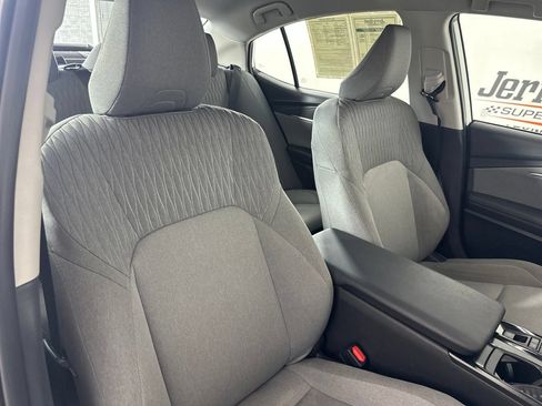 Used 2025 Toyota Camry LE FWD image 30