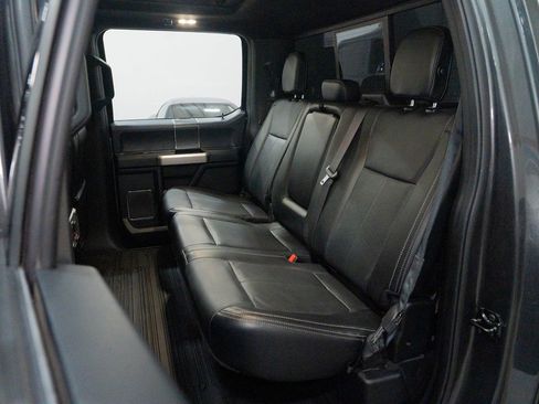 Used 2019 Ford F150 Lariat w/ Equipment Group 502A Luxury image 29