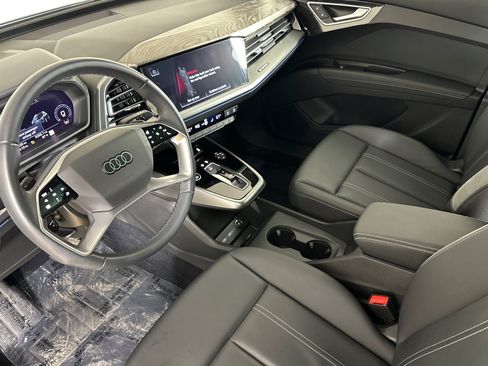 Certified 2023 Audi Q4 e-tron Premium Plus w/ Premium Plus AWD/4WD image 9