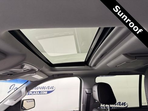 Used 2019 GMC Yukon Denali w/ Denali Ultimate Package image 9