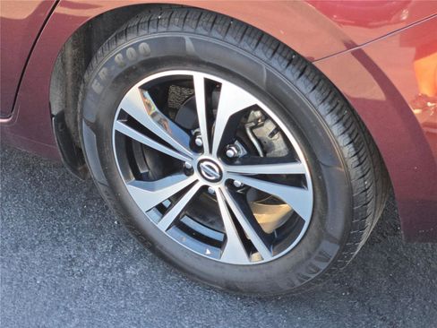 Used 2023 Nissan Sentra SV image 18