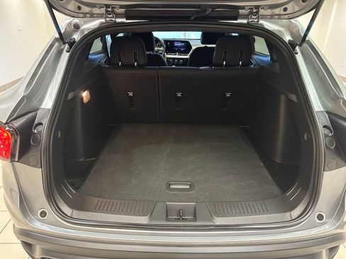 Used 2024 Chevrolet Trax RS image 15