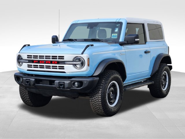 Certified 2024 Ford Bronco Heritage Edition AWD/4WD image 4