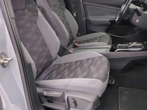 Used 2022 Volkswagen ID.4 Pro image 20