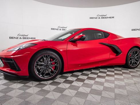 Used 2024 Chevrolet Corvette Stingray Preferred Cpe w/ Z51 Performance Package RWD image 11
