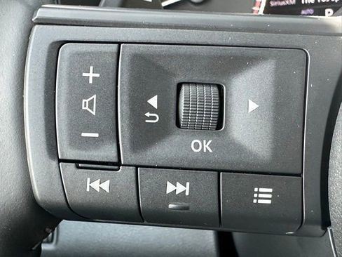 New 2025 Nissan Pathfinder SV w/ Cargo Package image 32