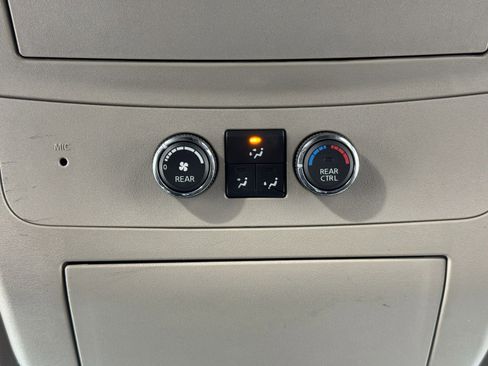 Used 2013 Nissan Armada SV image 27