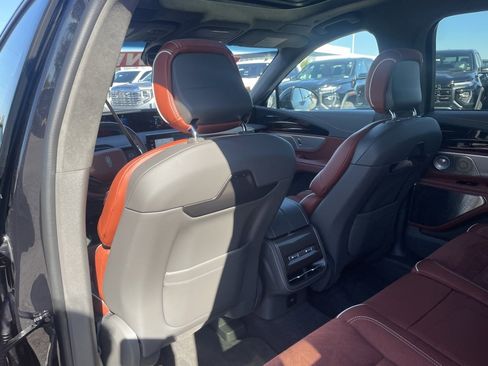 Used 2024 Lincoln Nautilus Black Label image 29