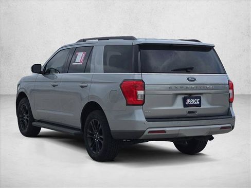 Used 2024 Ford Expedition XLT RWD image 8
