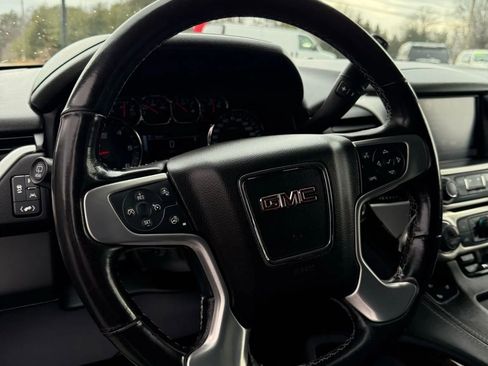 Used 2020 GMC Yukon SLT image 24