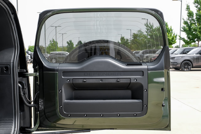 New 2026 Land Rover Defender 110 S AWD/4WD image 59