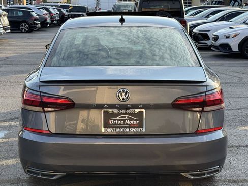 Used 2020 Volkswagen Passat 2.0T R-Line FWD image 8