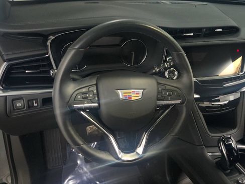 Certified 2024 Cadillac XT6 Premium Luxury w/ LPO, Floor Liner Package AWD/4WD image 18