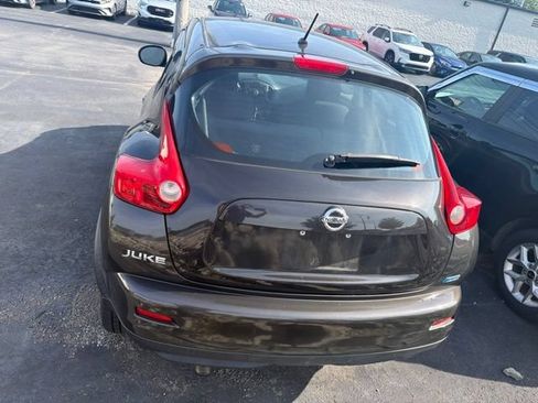 Used 2013 Nissan Juke S FWD image 5
