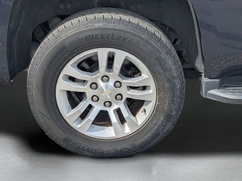 Used 2019 Chevrolet Tahoe LT w/ Luxury Package AWD/4WD image 11
