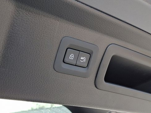 Used 2025 MAZDA CX-50 2.5 Hybrid w/ Weather Package image 29