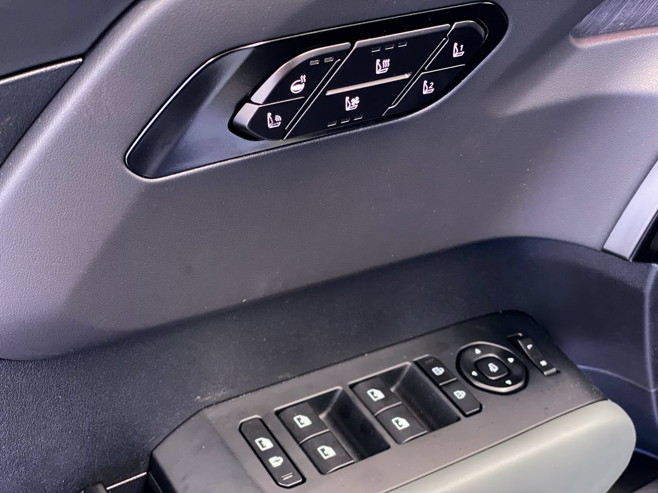 New 2027 Kia Telluride X-Line SX Prestige w/ Executive Package AWD/4WD image 18
