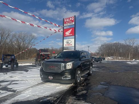 Used 2015 GMC Yukon Denali w/ Open Road Package AWD/4WD image 2